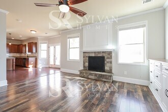 420 Plamondon Dr in Simpsonville, SC - Building Photo - Building Photo