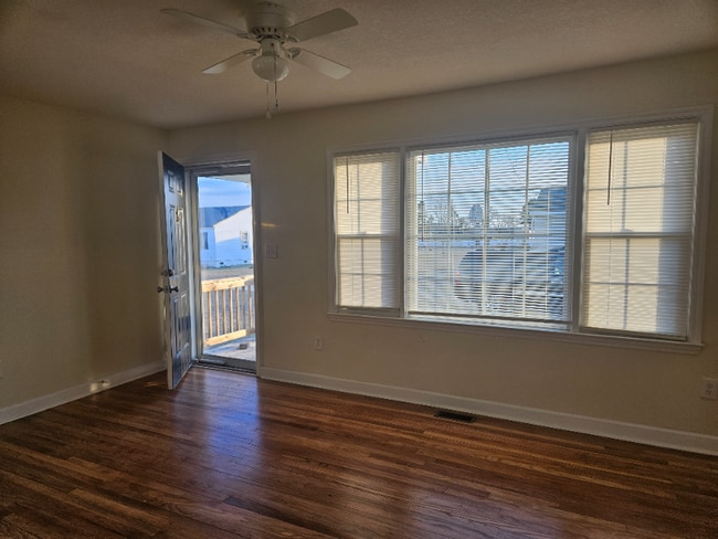 3992 Mark N Smith Rd in Deep Run, NC - Building Photo - Building Photo