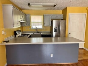 2023 Sitser Ln in Atlanta, GA - Building Photo - Building Photo