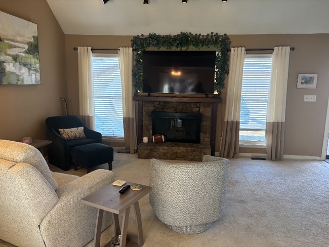 10747 Oakmont St in Overland Park, KS - Building Photo - Building Photo