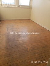 1206 W Lincoln Ave in Milwaukee, WI - Building Photo - Building Photo