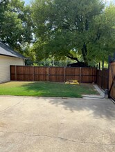 6305 Scyene Rd in Dallas, TX - Building Photo - Building Photo