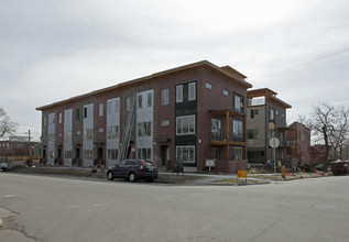 Rowhomes in Denver, CO - Building Photo - Building Photo