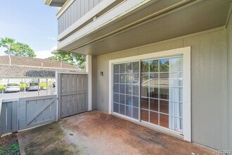 94-1359-1359 Kulewa Loop in Waipahu, HI - Building Photo - Building Photo