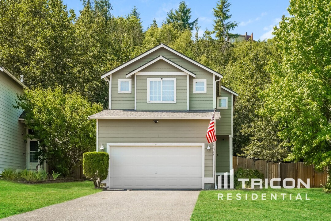 17814 109th St Ct E in Bonney Lake, WA - Building Photo