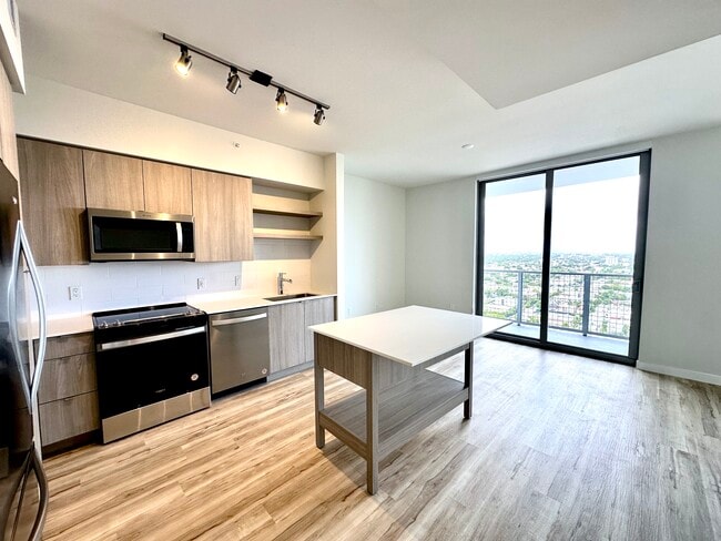 property at 525 SW 4th Ave