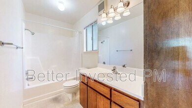 5222 Fulton Rd in Santa Rosa, CA - Building Photo - Building Photo