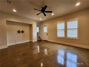 611 Stadtbach St in New Braunfels, TX - Building Photo - Building Photo
