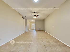 6704 34th Ave W in Bradenton, FL - Foto de edificio - Building Photo
