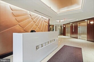 955 26th St NW in Washington, DC - Building Photo - Building Photo