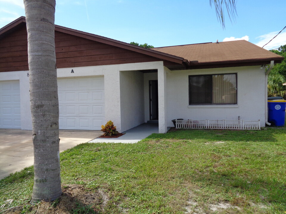 833 Faull Dr in Rockledge, FL - Building Photo