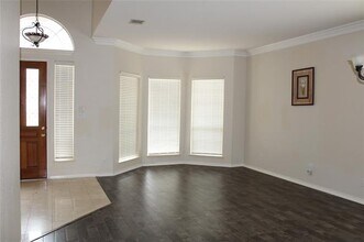 8509 Mustang Dr in Irving, TX - Building Photo - Building Photo