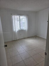 14840 Naranja Lakes Blvd in Homestead, FL - Foto de edificio - Building Photo