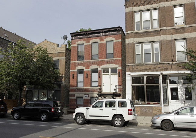 2126 N Damen Ave in Chicago, IL - Building Photo - Building Photo