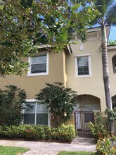 3361 Merrick Ln in Margate, FL - Building Photo - Building Photo