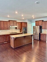 901 Fawn Way in Milton, GA - Foto de edificio - Building Photo