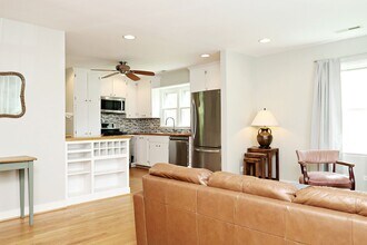 231 Stribling Ave in Charlottesville, VA - Building Photo - Building Photo
