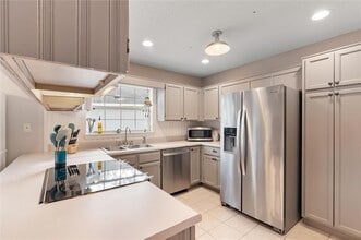 1980 Laurel Oak Ct in Mobile, AL - Building Photo - Building Photo