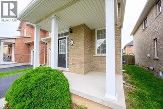 26 Springstead Ave in Hamilton, ON - Building Photo - Building Photo