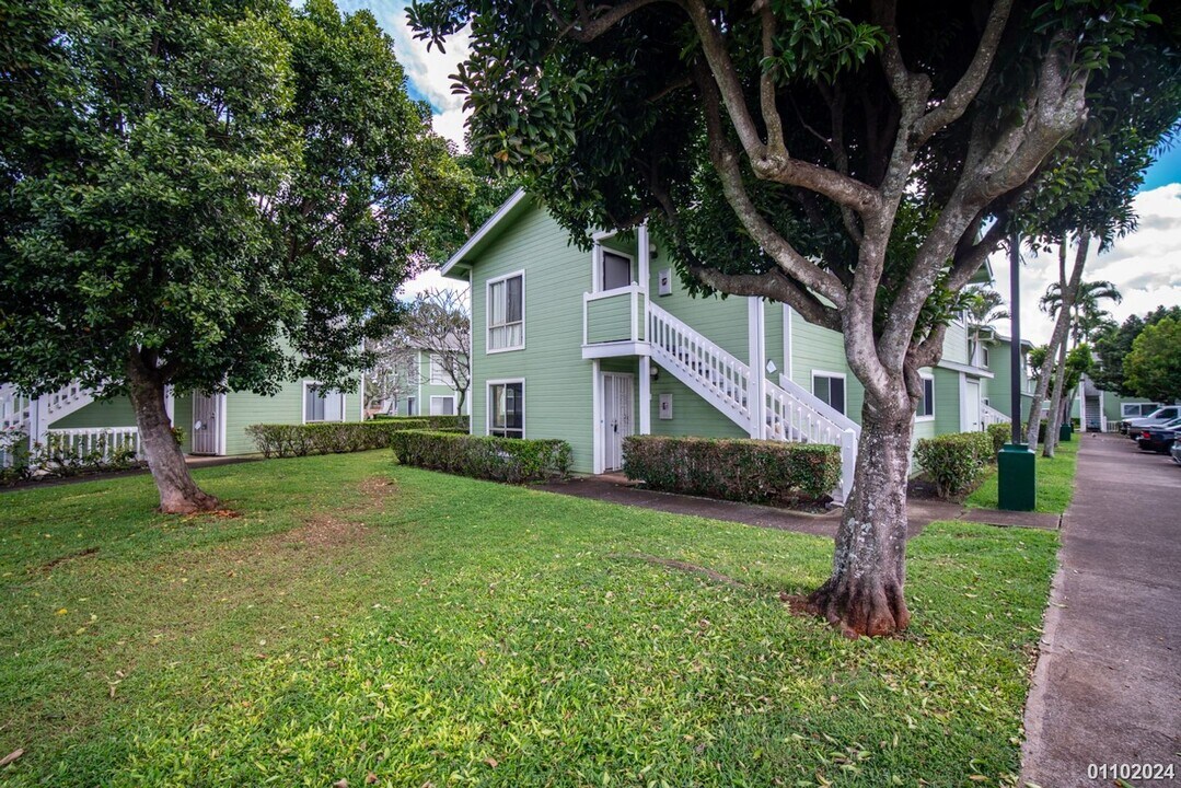 94-711 Meheula Pky in Mililani, HI - Building Photo