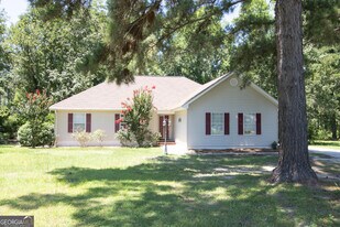 1103 Wigwam Ct in Statesboro, GA - Building Photo