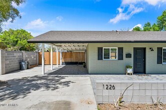 1226 W Rancho Dr in Phoenix, AZ - Building Photo - Building Photo
