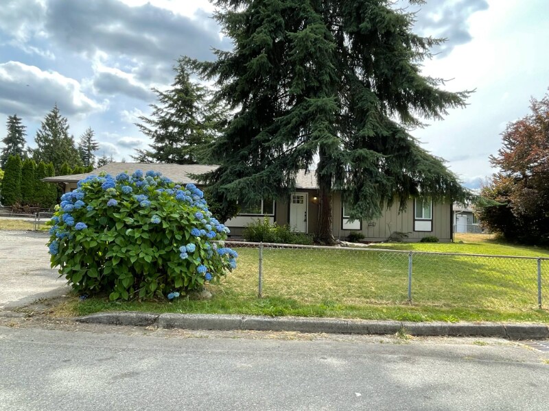 36415 26th Pl S in Federal Way, WA - Building Photo