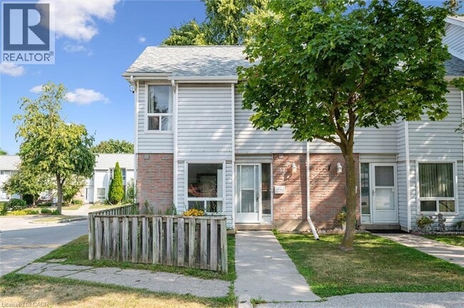 property at 32 Mowat Blvd