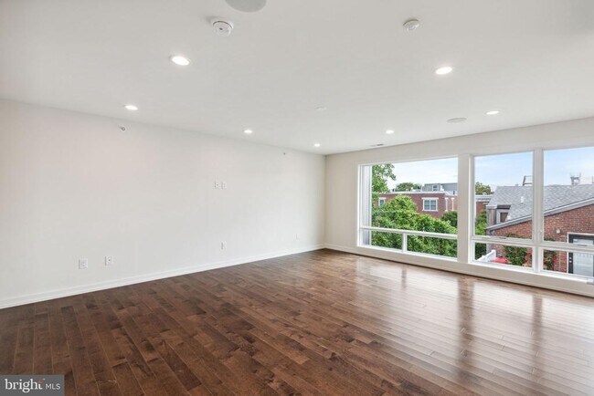 708 S Sartain St in Philadelphia, PA - Building Photo - Building Photo