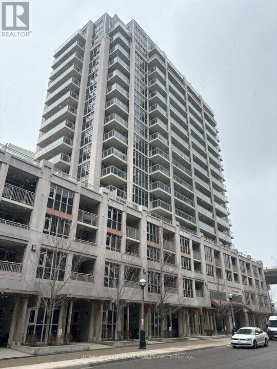 38 Grand Magazine St in Toronto, ON - Building Photo