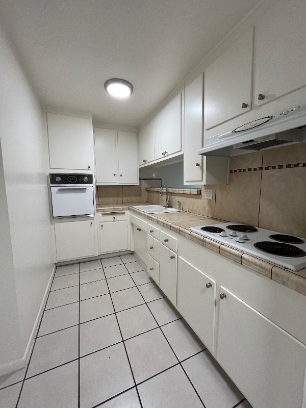 6268 N San Gabriel Blvd