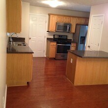 1380 Gates Cir SE in Atlanta, GA - Building Photo - Building Photo