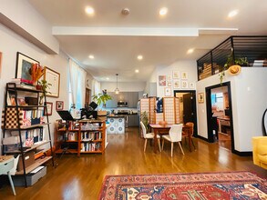 444 Western Ave in Boston, MA - Foto de edificio - Building Photo