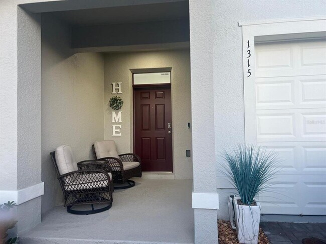 1315 Isleta Lp in Kissimmee, FL - Building Photo - Building Photo
