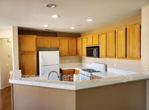 41283 Ashton Cir in Temecula, CA - Building Photo - Building Photo