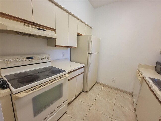 property at 880 Cypress Park Way