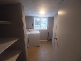 115 King St, Unit Upper in Jamestown, NY - Building Photo