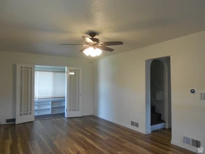 860 N 800 W in West Bountiful, UT - Foto de edificio - Building Photo
