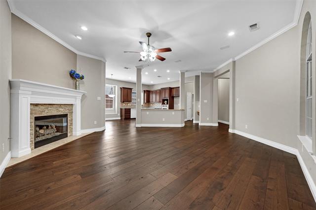 property at 2413 London Dr