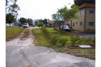 1000-1002 NW 2nd St in Fort Lauderdale, FL - Building Photo - Other