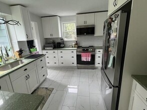 434 Circuit St in Hanover, MA - Building Photo - Building Photo