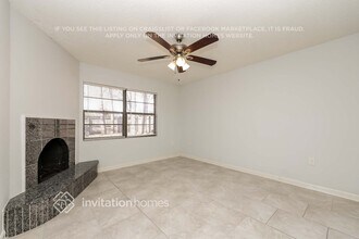 810 Sandalwood Dr in Plant City, FL - Building Photo - Building Photo