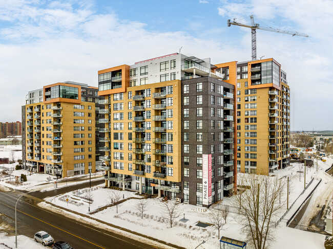 Viva Condos in Laval, QC - Building Photo - Building Photo