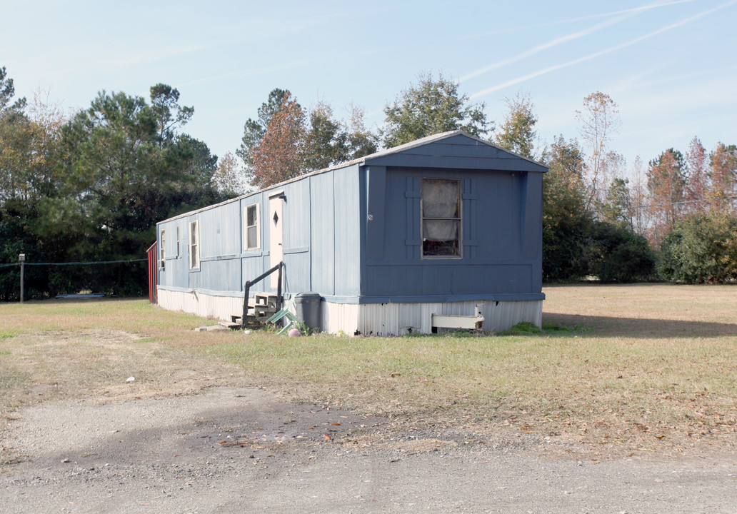 182 Maple Rd in Rocky Point, NC - Building Photo