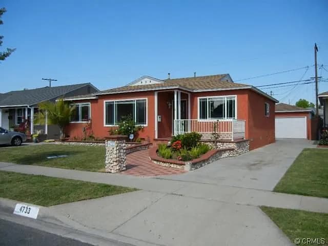 property at 4733 Levelside Ave