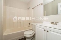 980 Winterside Ln photo'