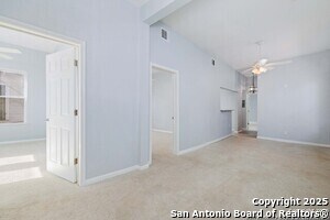 109 Blue Bonnet St in San Antonio, TX - Building Photo - Building Photo