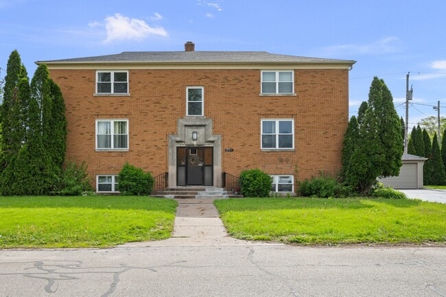 2505 15th St in Rock Island, IL - Building Photo - Building Photo