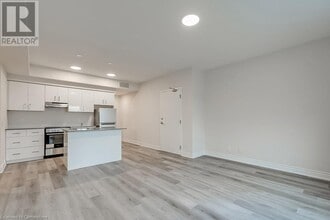 259 KING St in Hamilton, ON - Building Photo - Building Photo