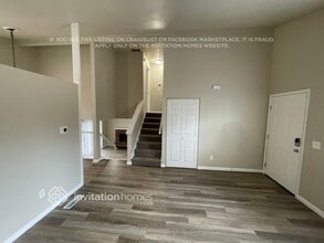 30020 43rd Pl S in Auburn, WA - Foto de edificio - Building Photo